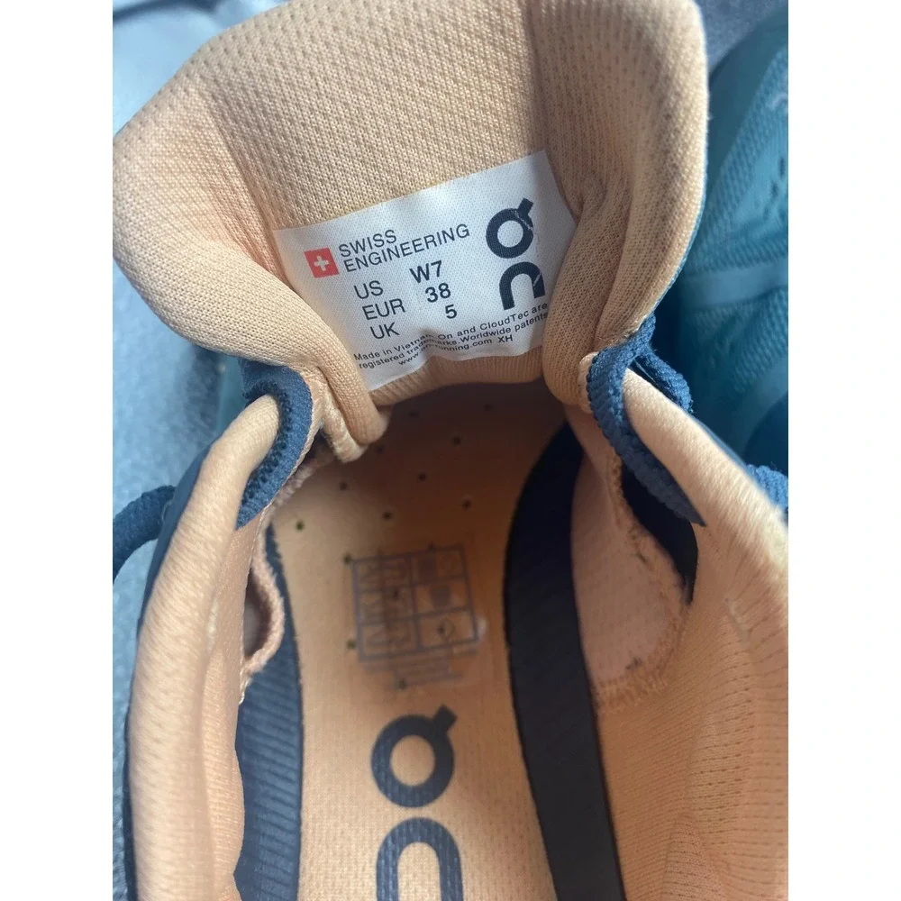 On Running Cloudace Womens Sea Almond Stability Road Running Shoes Size 7
